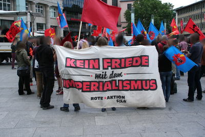 [Foto: 8304-kein-friede-mit-dem-imperialismus.jpg]