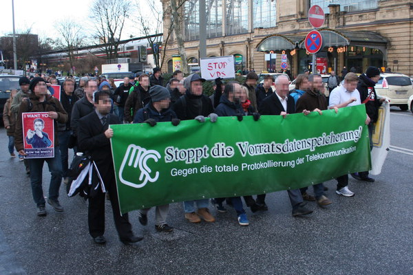 [Foto: Start des Demo-Zugs]