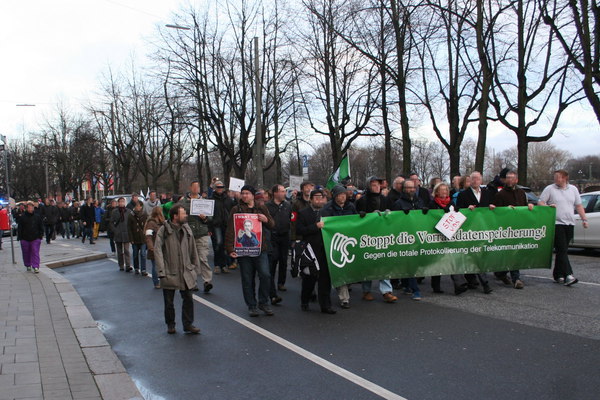 [Foto: Stoppt die Vorratsdatenspeicherung! Gegen die totale Protokollierung der Telekommunikation]