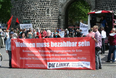 [Foto: Transparten auf LKW: Wohnen muss bezahlbar sein]