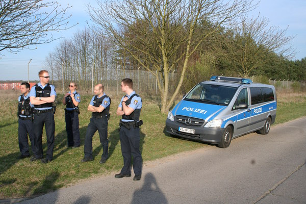 [Foto: Hessische Polizei am Dagger Complex]