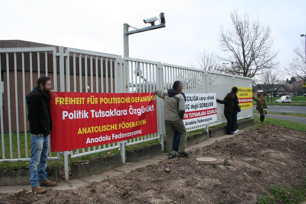 [Foto: Freiheit fr politische Gefangene - Anatolische Fderation]