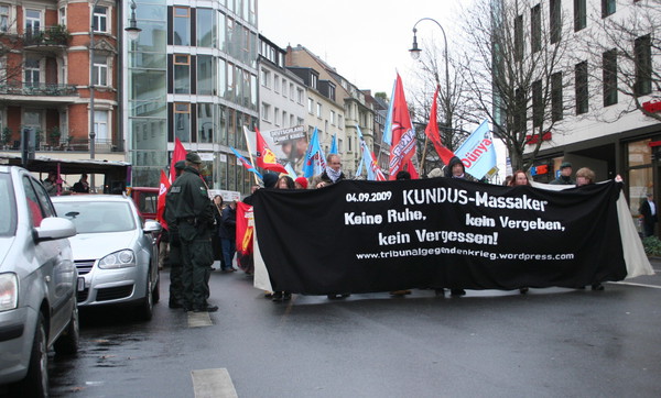 [Foto: Beginn der Demo]