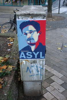 [Foto: Asyl für Snowden]