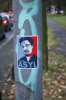 [Foto: Asyl für Snowden]