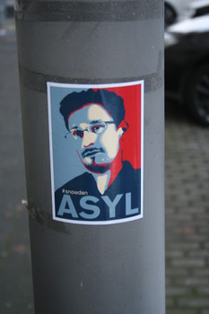 [Foto: Asyl für Snowden]