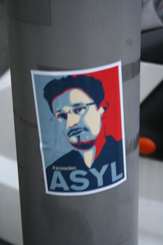 [Foto: Asyl für Snowden]