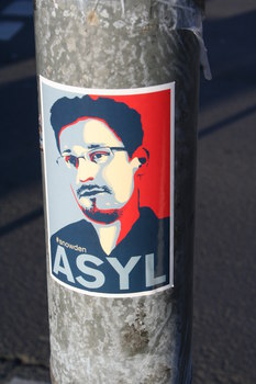[Foto: Asyl für Snowden]