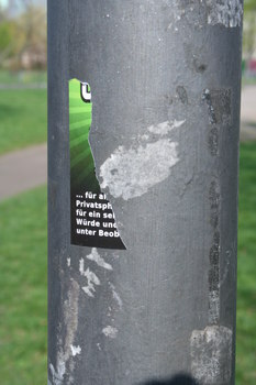 [Foto: Chuck Norris hat nichts zur verbergen]