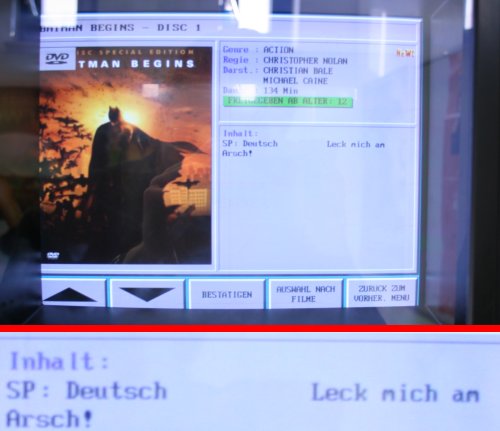 [Foto der Batman-Begins-Beschreibung in der Datenbank. Textinhalt: Leck mich am Arsch!]