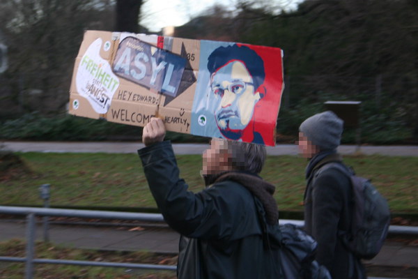 [Foto: Freiheit statt Angst - Asyl für Snowden]