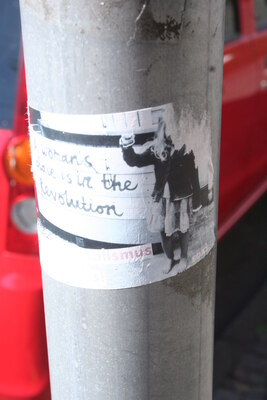 [Foto: A woman's place is in the revolution]
